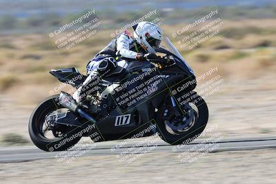 media/Nov-16-2025-Race Pace (Sun) [[8c5fa54630]]/Verified Riders/3-Turn 14 (1045am)/